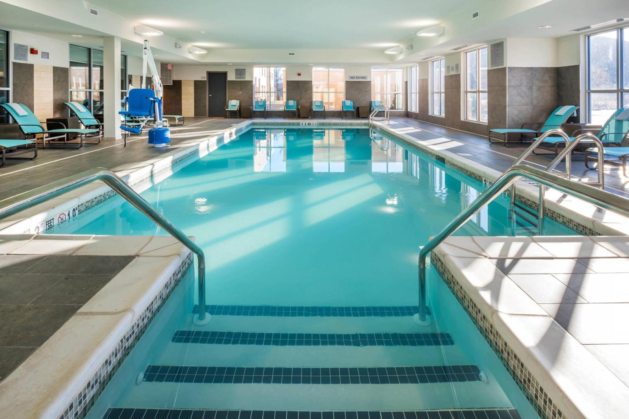 Springhill Suites By Marriott Fishkill Exterior foto