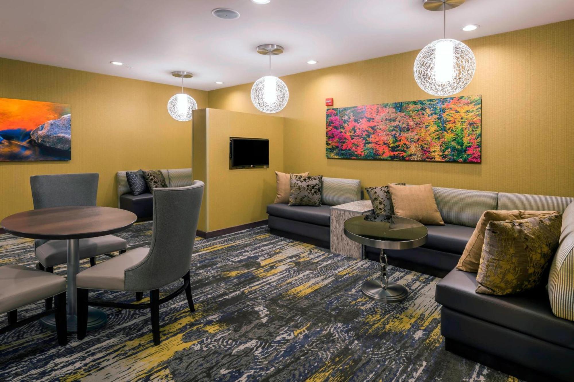 Springhill Suites By Marriott Fishkill Exterior foto