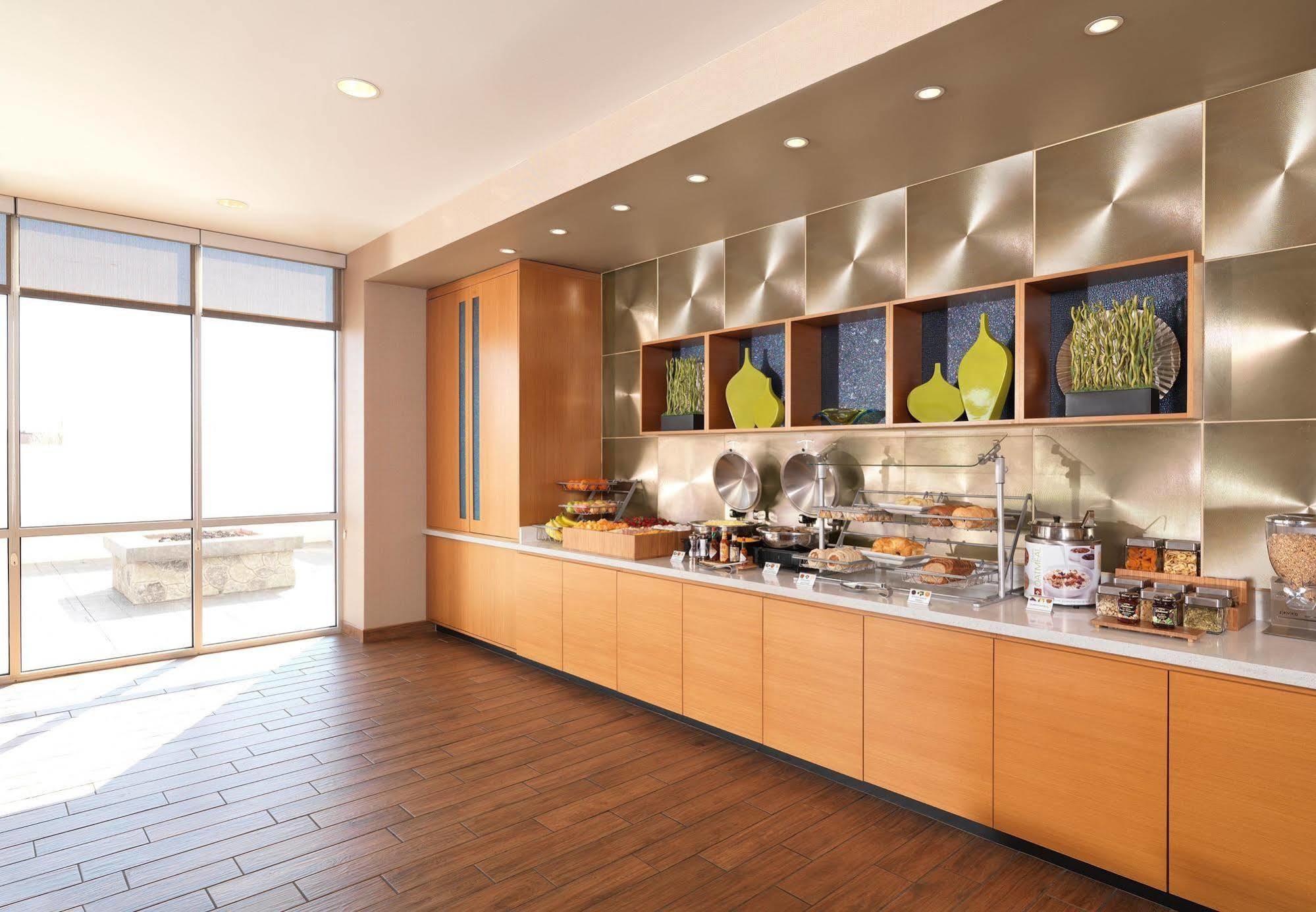 Springhill Suites By Marriott Fishkill Exterior foto
